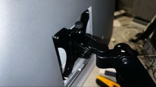 คู่มือติดตั้ง Monitor Mount แบบ Desk Mount และ Wall Mount ขั้นตอนละเอียด