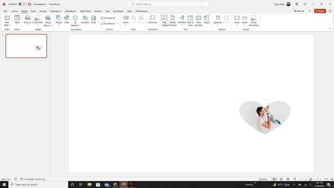 วิธีการครอบตัดรูปร่างใน PowerPoint