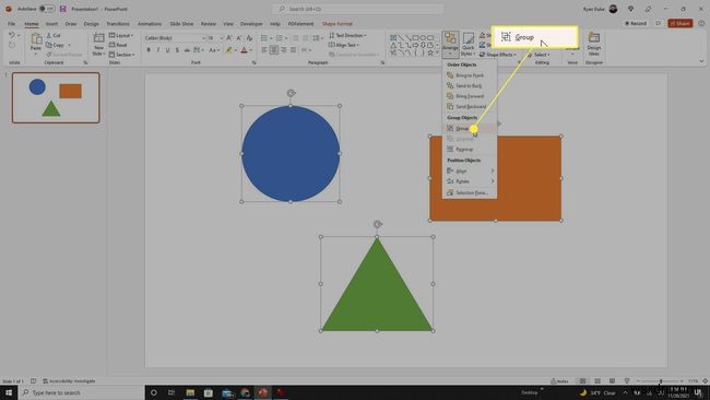 วิธีจัดกลุ่มวัตถุใน PowerPoint