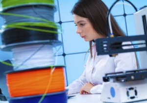 วิธีทำเส้นใย DIY สำหรับเครื่องพิมพ์ 3 มิติของคุณ