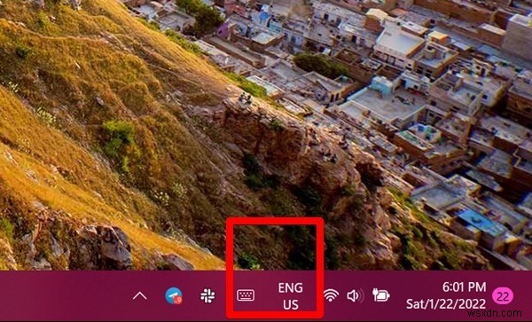 24 เคล็ดลับที่ดีที่สุดในการใช้และปรับแต่งทาสก์บาร์ของ Windows 11