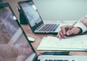 วิธีเชื่อมต่อหน้าจอแล็ปท็อปเป็นจอภาพภายนอกใน Windows 10