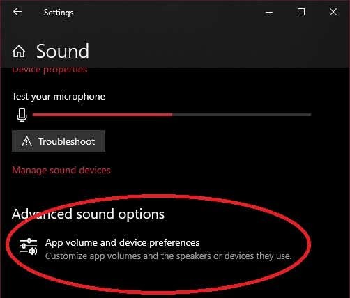 วิธีการเล่นเสียงบนหูฟังและลำโพงพร้อมกันใน Windows 10