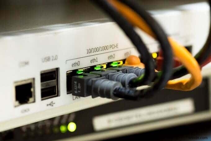 วิธีค้นหาพอร์ต TCP/UDP ที่เปิดและถูกบล็อก 