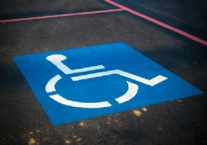 วิธีตั้งค่าตัวเลือกการช่วยสำหรับการเข้าถึงใน Windows 11 