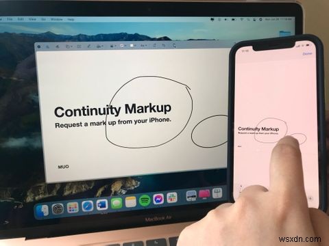 วิธีใช้ iPhone ของคุณเพื่อร่างและทำเครื่องหมายเอกสารบน Mac 