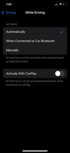 วิธีใช้โหมดโฟกัสของ iOS เพื่อตอบกลับข้อความโดยอัตโนมัติขณะขับรถ 