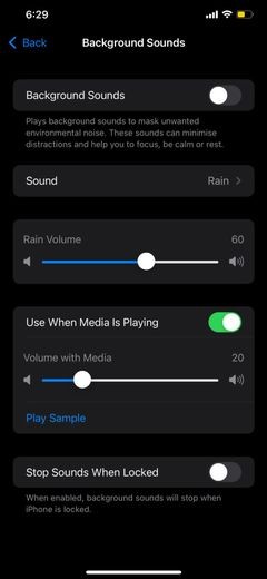วิธีเล่นเสียงพื้นหลังที่สงบเงียบโดยใช้ iOS 15 