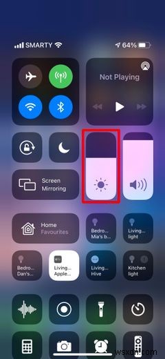 วิธีใช้ Dark Mode บน iPhone หรือ iPad 