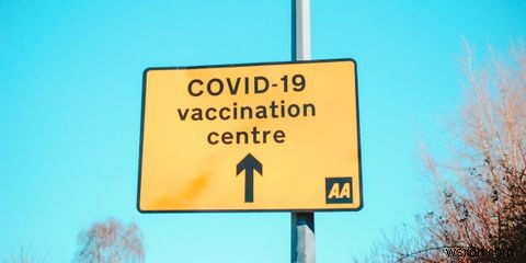 วิธีหลีกเลี่ยงการตกเป็นเหยื่อของกลโกงวัคซีน COVID-19