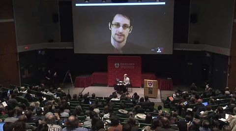 ฮีโร่หรือวายร้าย? NSA กลั่นกรองจุดยืนเกี่ยวกับ Snowden 