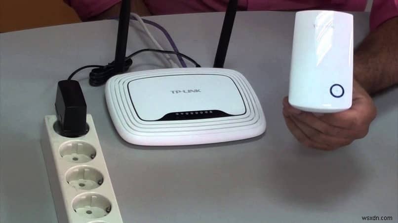 วิธีกำหนดค่า WiFi Repeater เพื่อเชื่อมต่อกับสัญญาณอินเทอร์เน็ตที่ดีที่สุด? – ทีละขั้นตอน (ตัวอย่าง) 