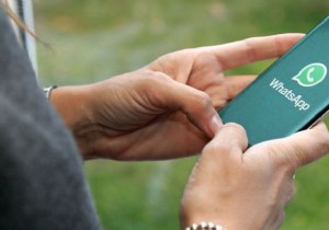 หยุด WhatsApp จากการบันทึกรูปภาพโดยอัตโนมัติบน iPhone และ Android 