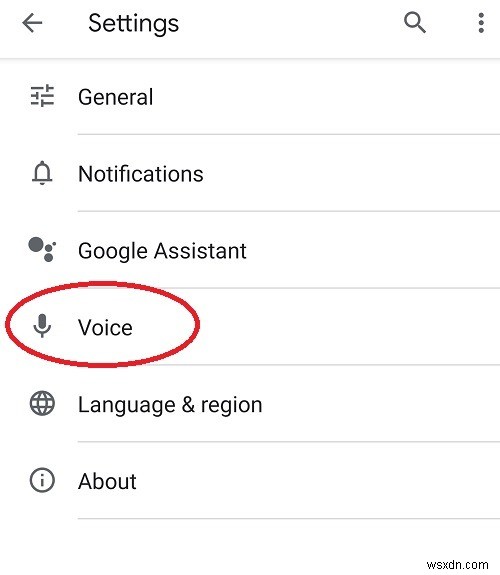 วิธีสร้างกิจวัตรฉุกเฉินของ Android ด้วย Google Assistant 