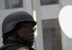 เหตุใด Apple จึงต่อสู้กับการบังคับใช้กฎหมายในการปลดล็อก iPhone 