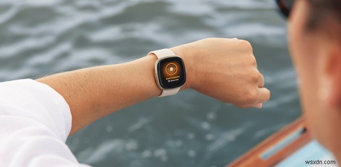 Fitbit กับ Apple Watch:ตัวติดตามฟิตเนสไหนดีกว่า Smartwatch? 