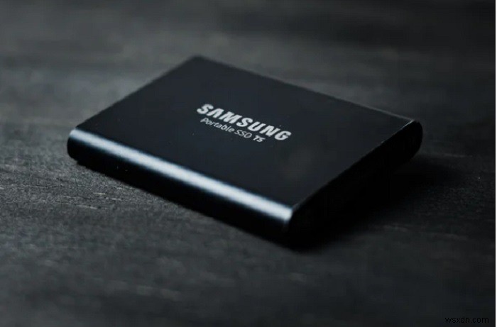 SSD กับ HDD กับ USB แฟลชไดรฟ์:ทุกสิ่งที่คุณต้องรู้ 