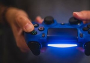 ทางเลือกคอนโทรลเลอร์ PS4 ที่ดีที่สุดสำหรับนักเล่นเกมมือเล็ก 