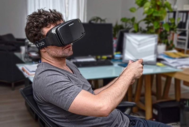 5 ชุดหูฟัง Virtual Reality ที่ดีและราคาไม่แพงสำหรับการลองเกม VR 