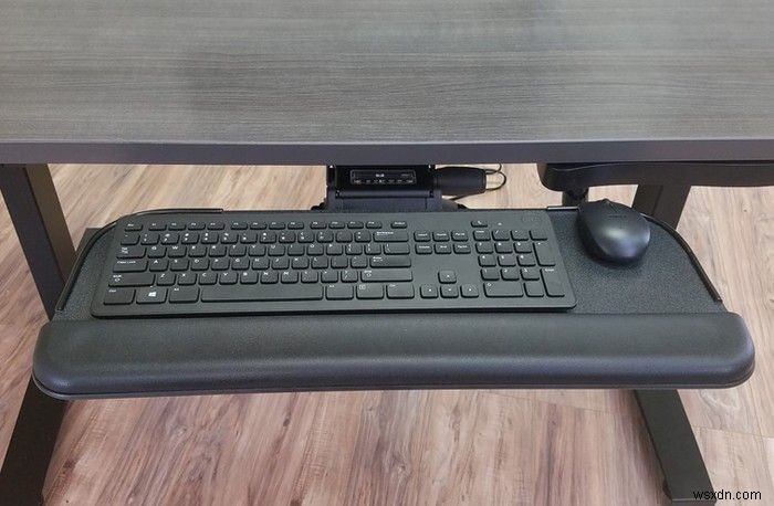 VertDesk Review:โต๊ะทำงานไฟฟ้าคุณภาพที่ปรับแต่งได้ 