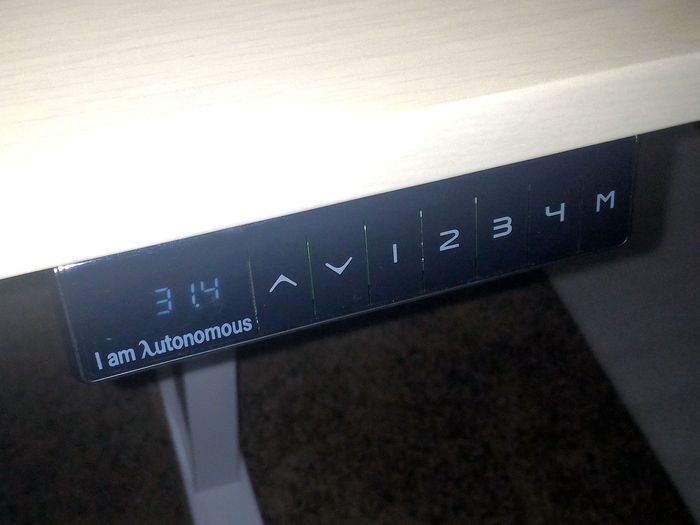 Autonomous SmartDesk 2 Review:โต๊ะวางไฟฟ้าราคาไม่แพง 