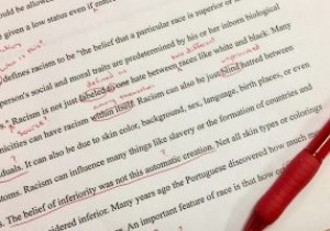 วิธีดูและย้อนกลับการเปลี่ยนแปลงที่ทำใน Google เอกสาร 