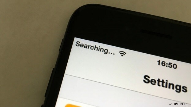 การแก้ไข:iPhone 4 แสดง  กำลังค้นหา/ไม่มีบริการ  