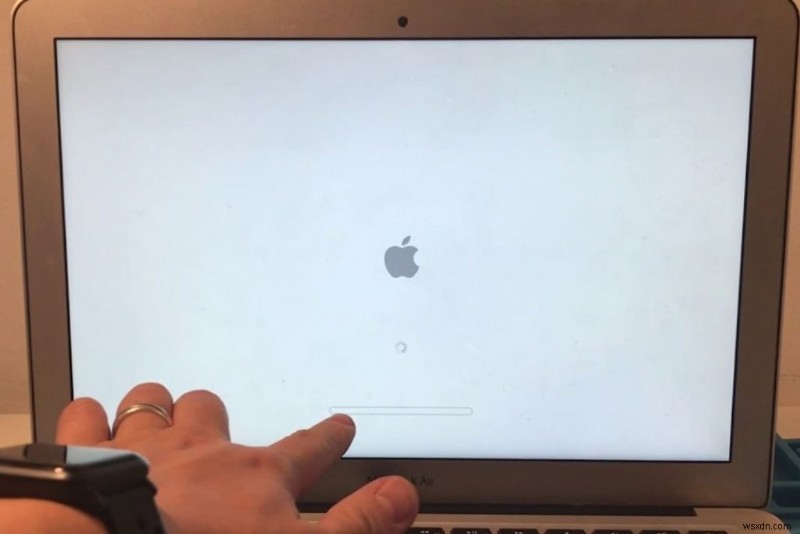 แก้ไขข้อผิดพลาดหน้าจอสีขาวบน Mac:ไม่เริ่มทำงานหรือบู๊ต