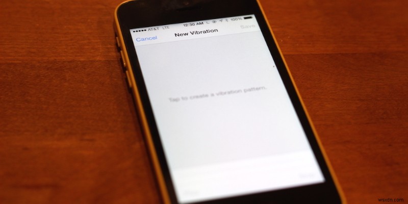 30 วันของเคล็ดลับ iOS:สร้างการสั่นการแจ้งเตือนที่กำหนดเอง