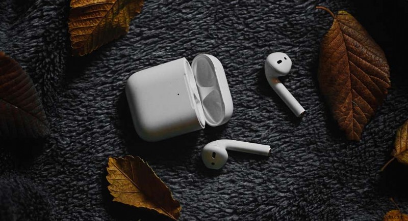 8 วิธีแก้ไขที่ดีที่สุดเมื่อ AirPods ไม่ชาร์จ