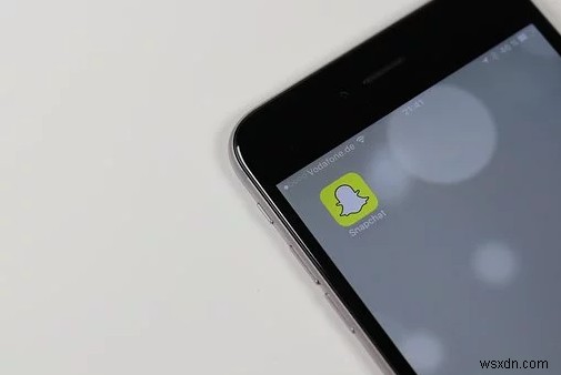 Snapchat อนุญาตให้แอปของบุคคลที่สามแบ่งปันเรื่องราว
