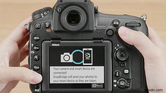 วิธีเชื่อมต่อ Nikon D3400 กับ iPhone ของคุณ