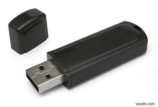 แฟลชไดรฟ์ USB:โซลูชันการจัดเก็บข้อมูลที่รวดเร็ว พกพาได้ และเชื่อถือได้ 