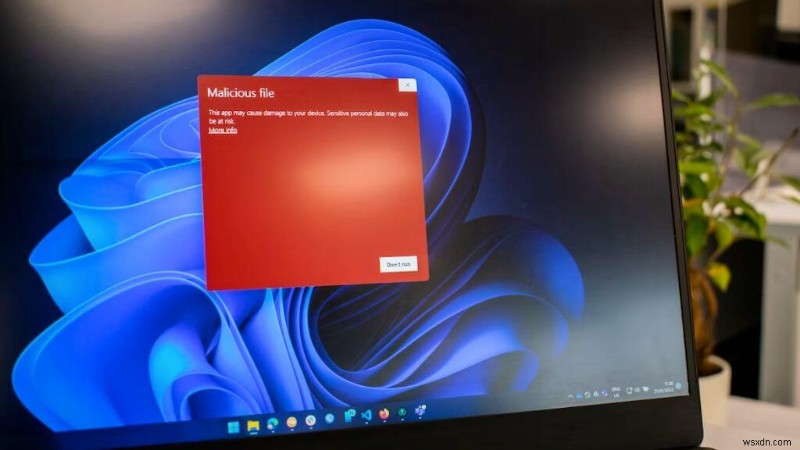แอนตี้ไวรัสเสริมจำเป็นสำหรับพีซี Windows 11 ของคุณหรือไม่? 