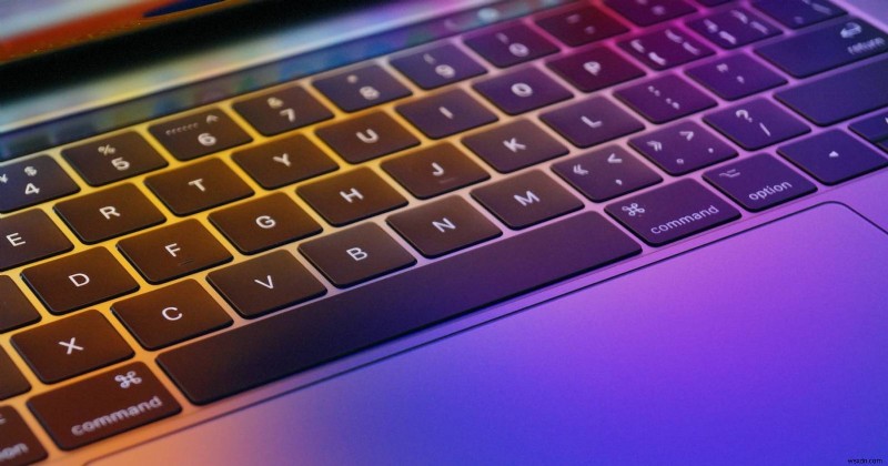 ปรับความสว่างแป้นพิมพ์ MacBook ของคุณ:คำแนะนำทีละขั้นตอนง่ายๆ 
