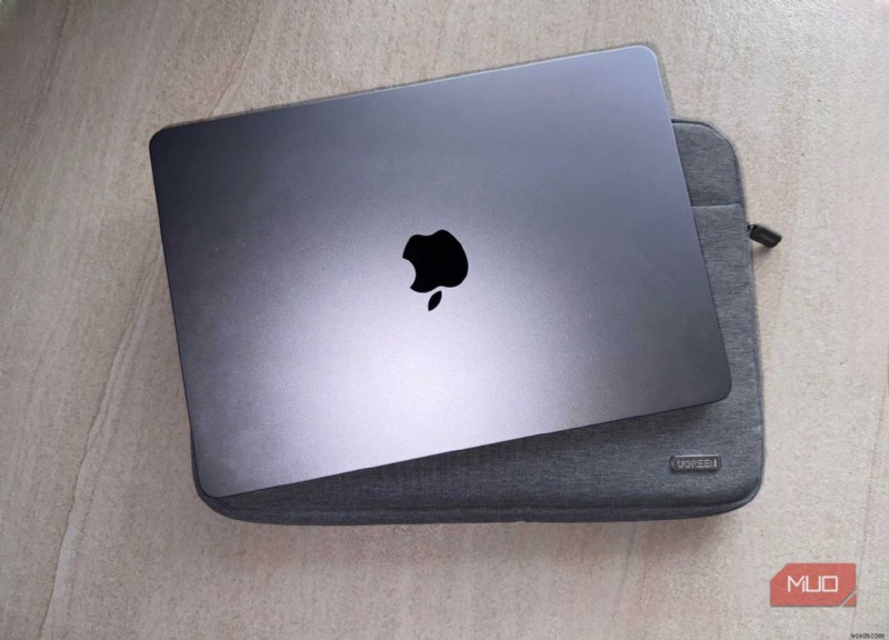 การปกป้อง MacBook ของคุณ:เคล็ดลับการปฏิบัติเพื่อป้องกันการตกหล่นและรอยขีดข่วน 