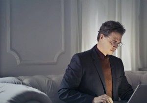 ซ่อนแถบด้านบนของ Ubuntu โดยอัตโนมัติอย่างง่ายดายเพื่อเพิ่มพื้นที่หน้าจอ 