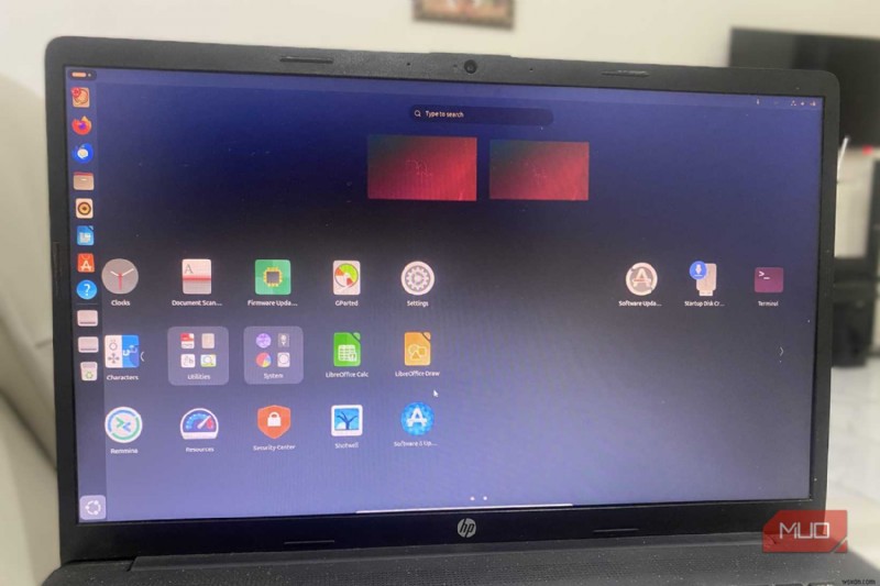 การปิดใช้งานแอปเริ่มต้นพื้นหลังบน Linux จะทำให้ระบบของคุณสว่างขึ้นใน 24 ชั่วโมงได้อย่างไร 