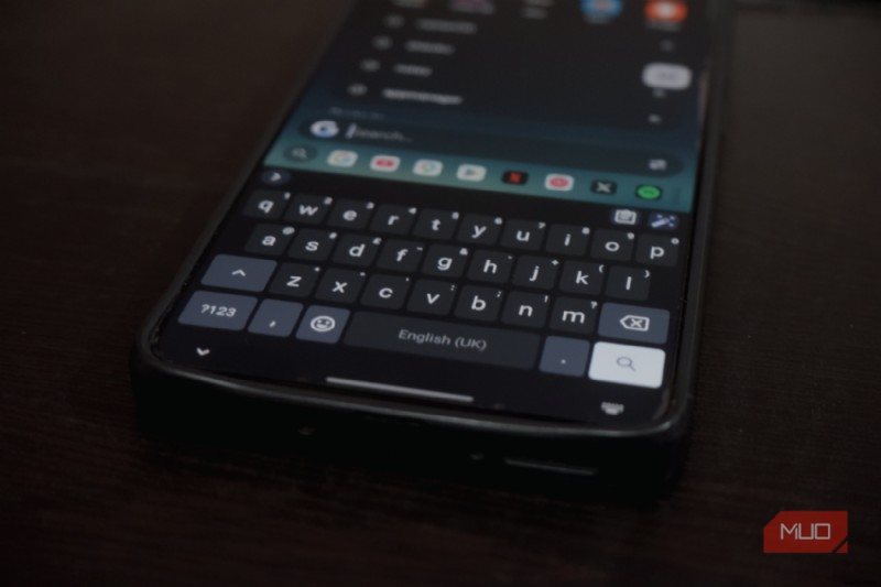 ค้นพบคีย์บอร์ด Android ออฟไลน์รุ่นแรกฟรีที่รับประกันความเป็นส่วนตัวที่เหนือกว่า Gboard 