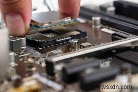 วิธีตรวจสอบความเข้ากันได้ของเมนบอร์ดและ CPU – คู่มือฉบับย่อปี 2024 