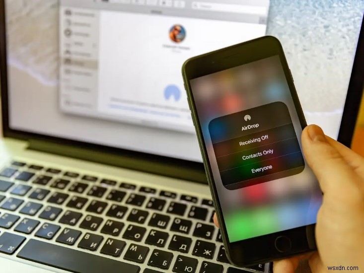 วิธี AirDrop จาก iPhone ไปยังพีซี:คำแนะนำทีละขั้นตอนสำหรับ Mac และ Windows 