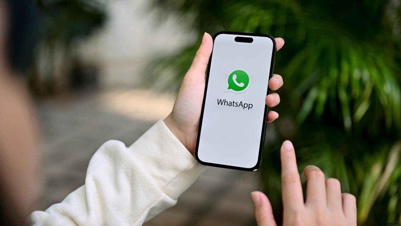 5 โซลูชั่นที่ได้รับการพิสูจน์แล้วเพื่อแก้ไขปัญหาการล็อคแชทของ WhatsApp 