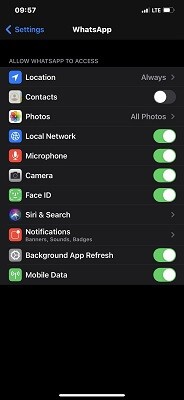 ลบผู้ติดต่อออกจาก WhatsApp ในขณะที่เก็บไว้ในสมุดที่อยู่ในโทรศัพท์ของคุณ 