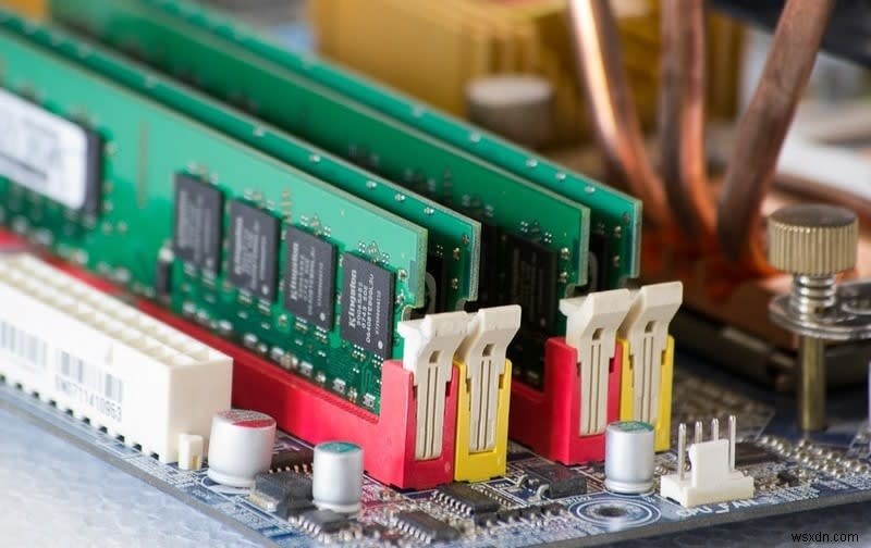 วิธีอัปเกรด RAM ของคอมพิวเตอร์เพื่อประสิทธิภาพที่เร็วขึ้น – คำแนะนำทีละขั้นตอน 