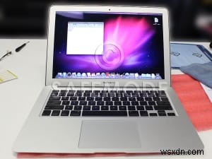 การซ่อมแซมคีย์บอร์ด MacBook Air หลังจากน้ำเสียหาย – บริการที่รวดเร็วและเชื่อถือได้ 