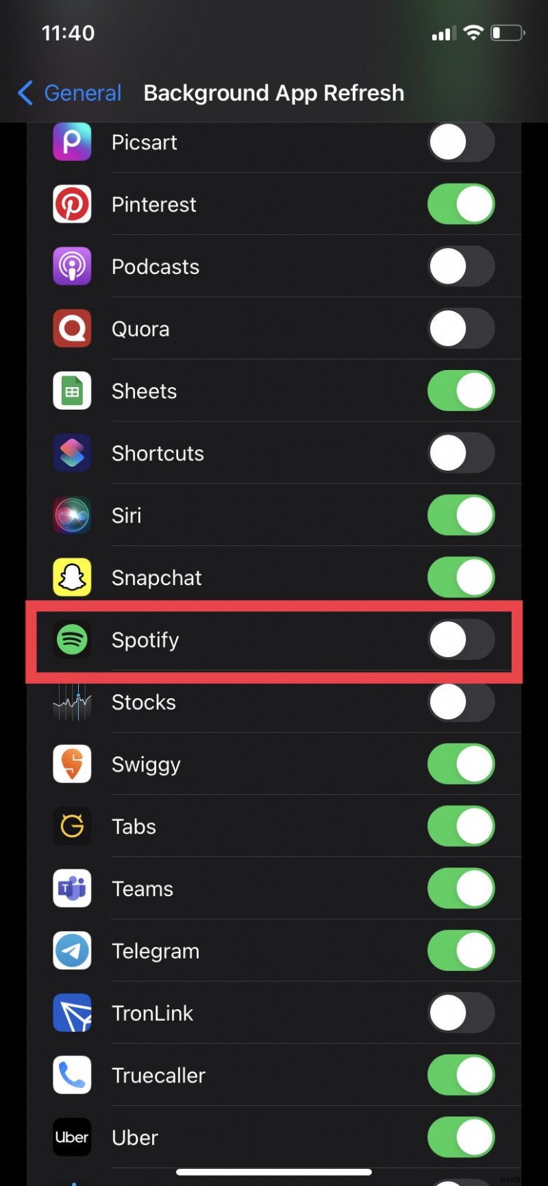 หยุด Spotify ไม่ให้เปิดอัตโนมัติบน iPhone ของคุณ - แก้ไขด่วน 