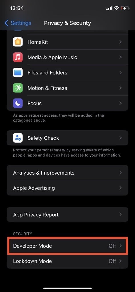 วิธีเปลี่ยนตำแหน่ง GPS บน iPhone - คำแนะนำทีละขั้นตอนง่ายๆ