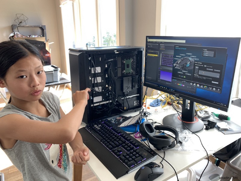 สร้างพีซีเกม Fortnite มูลค่า 1,001 เหรียญสหรัฐด้วยเด็กอายุ 12 ปีของฉัน:คู่มือ DIY ทีละขั้นตอน 