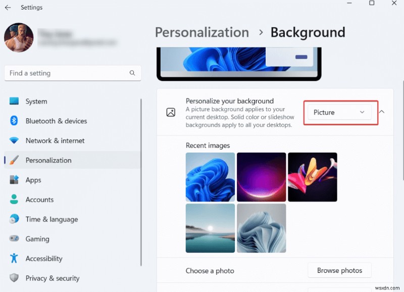 หยุด Windows 11 จากการเปลี่ยนเดสก์ท็อปและวอลเปเปอร์หน้าจอล็อคของคุณโดยอัตโนมัติ 