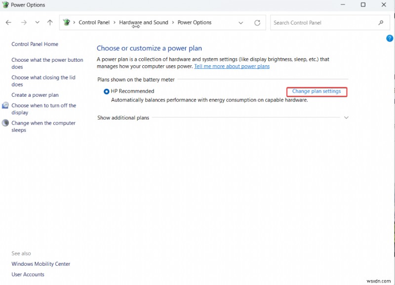หยุด Windows 11 จากการเปลี่ยนเดสก์ท็อปและวอลเปเปอร์หน้าจอล็อคของคุณโดยอัตโนมัติ 